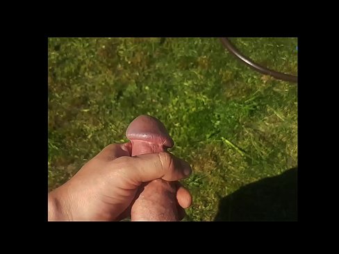❤️ Žhavá kočička si nechá ošukat růžovou kundičku a udělá se squirtem v letní zahradě. ☑ Porno vk u porna cs.analpics.ru ❌️❤